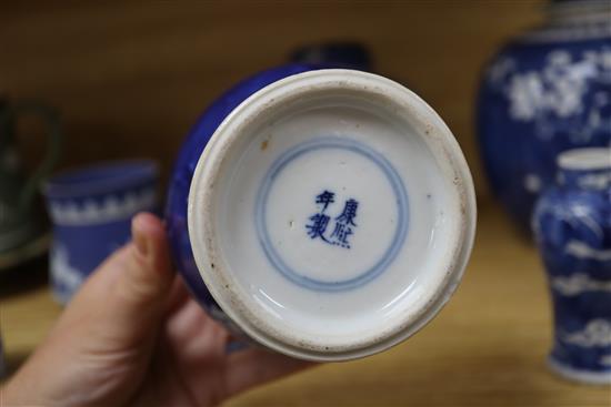 Four Chinese blue and white vases / ginger jars and six pieces of Wedgwood jasperwares (10)